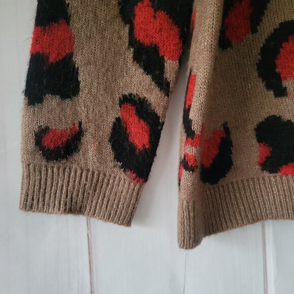 Maurices Chevron Leopard Print Cozy Pullover Crewneck Sweater, Women’s L, EUC - Picture 3 of 8